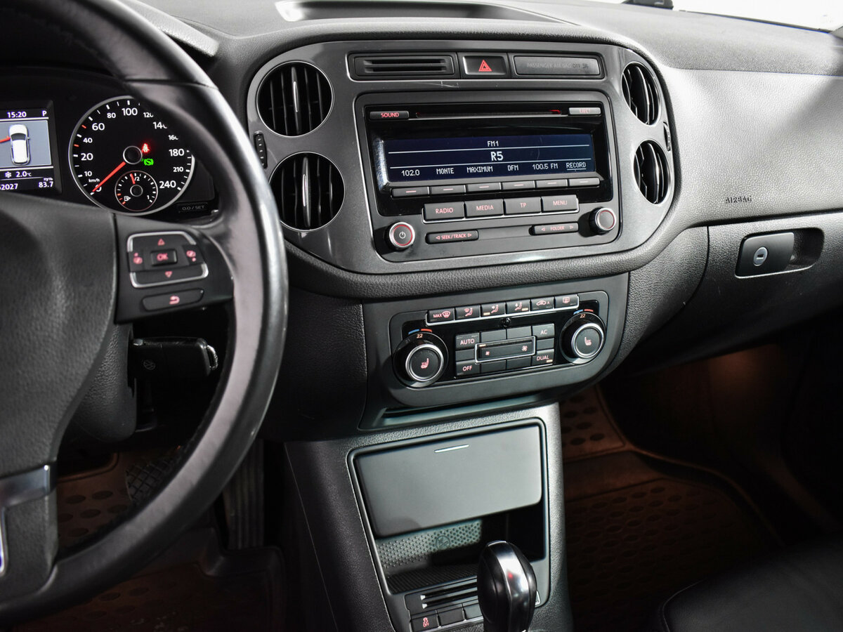Volkswagen Tiguan I Рестайлинг, 2011 Фото №15