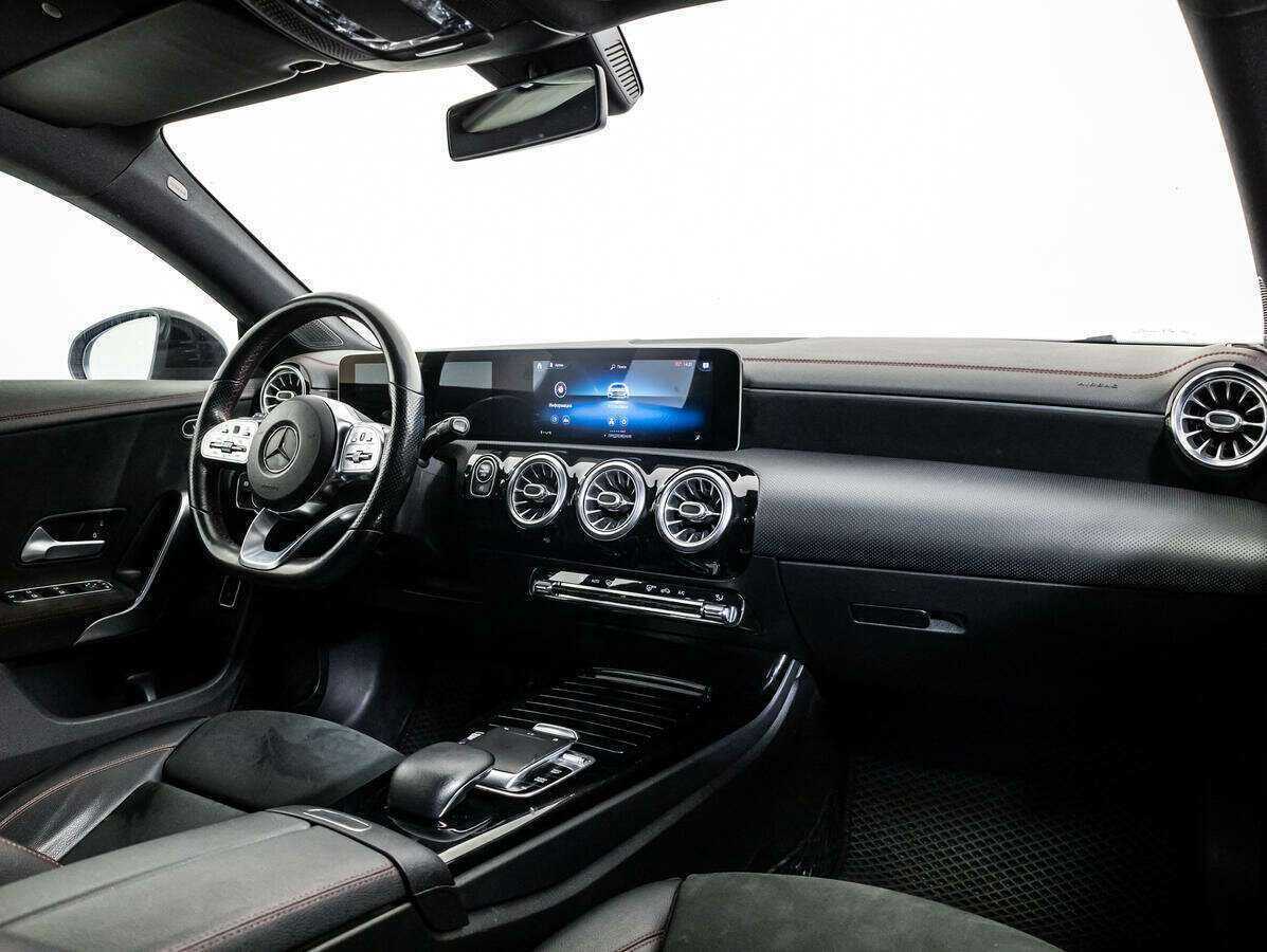 Mercedes-Benz CLA 200, 2019 Фото №9