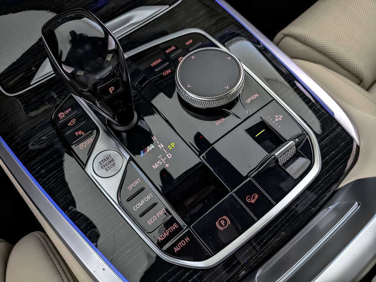 BMW X7 M50d, 2019 Фото №19