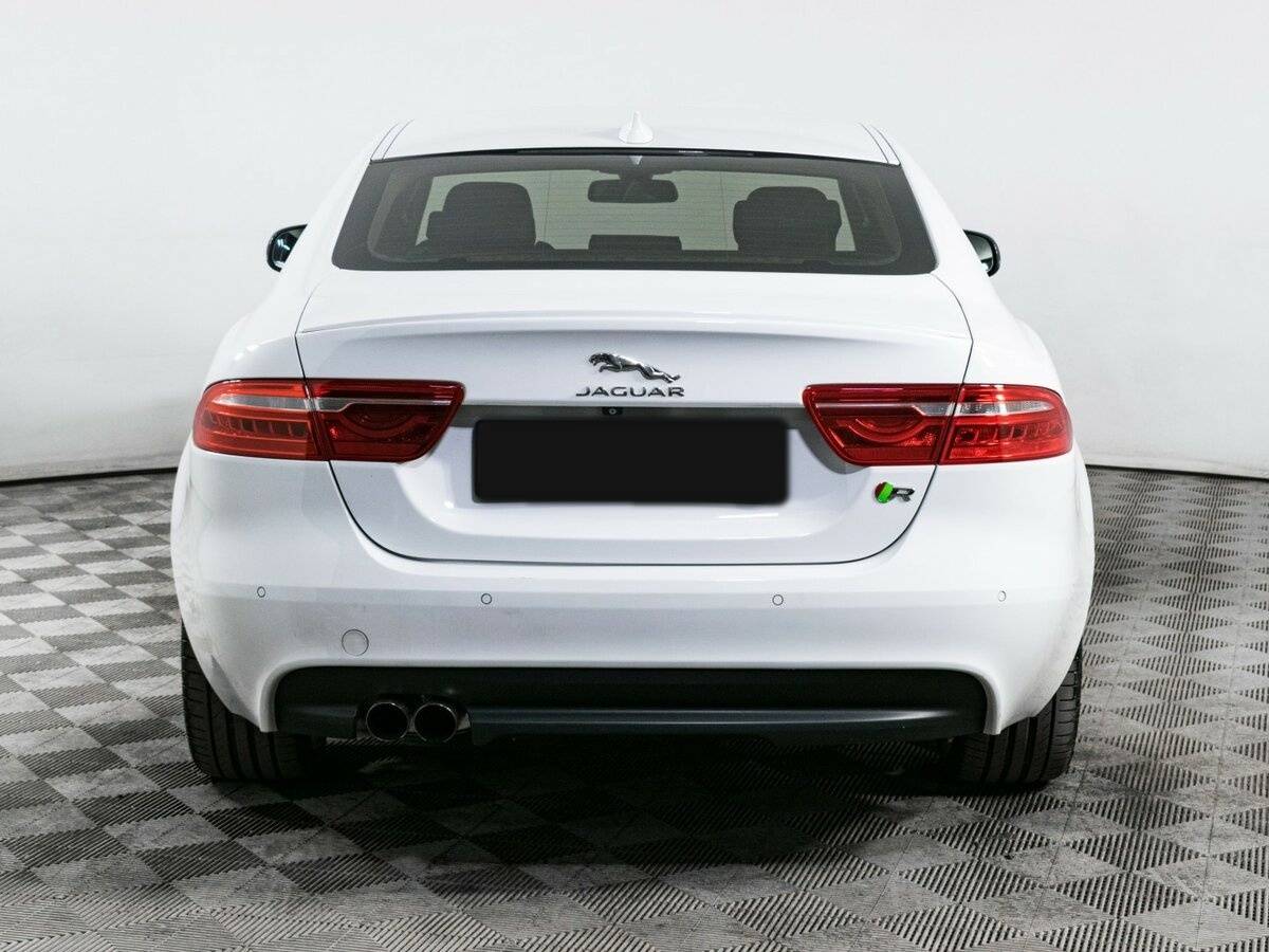 Jaguar XE, 2015 Фото №6
