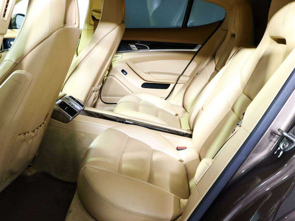 Porsche Panamera 4, 2013 Фото №8