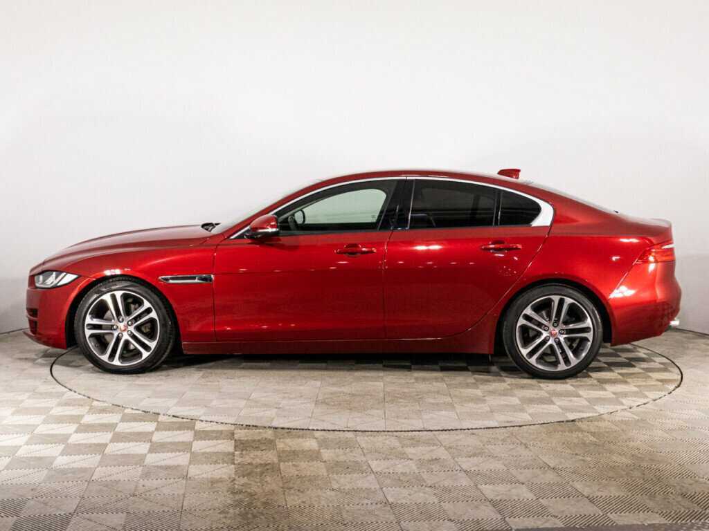 Jaguar XE, 2017 Фото №8