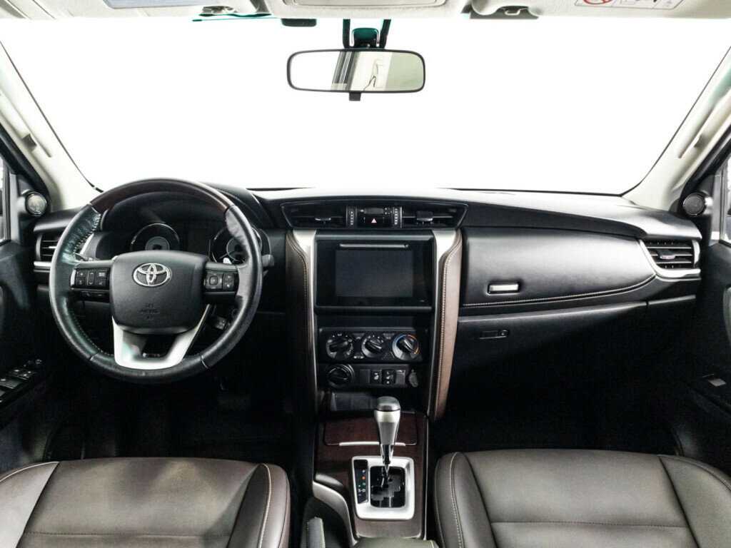 Toyota Fortuner, 2019 Фото №13