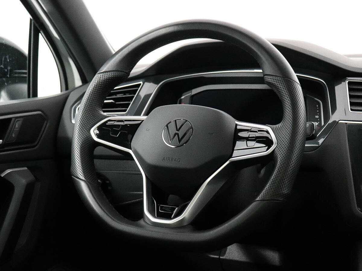 Volkswagen Tiguan, 2021 Фото №18