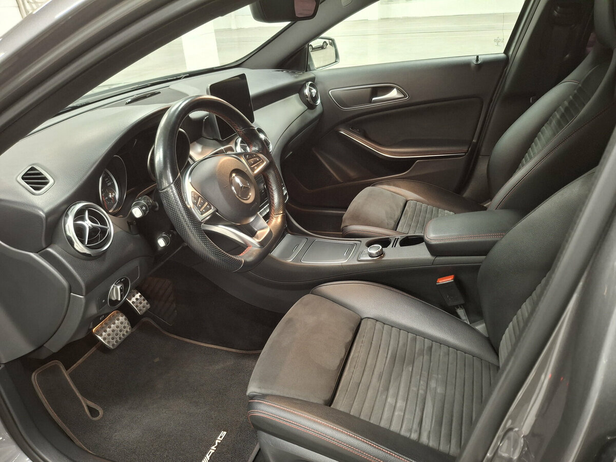 Mercedes-Benz GLA 250 I (X156) Рестайлинг, 2019 Фото №16