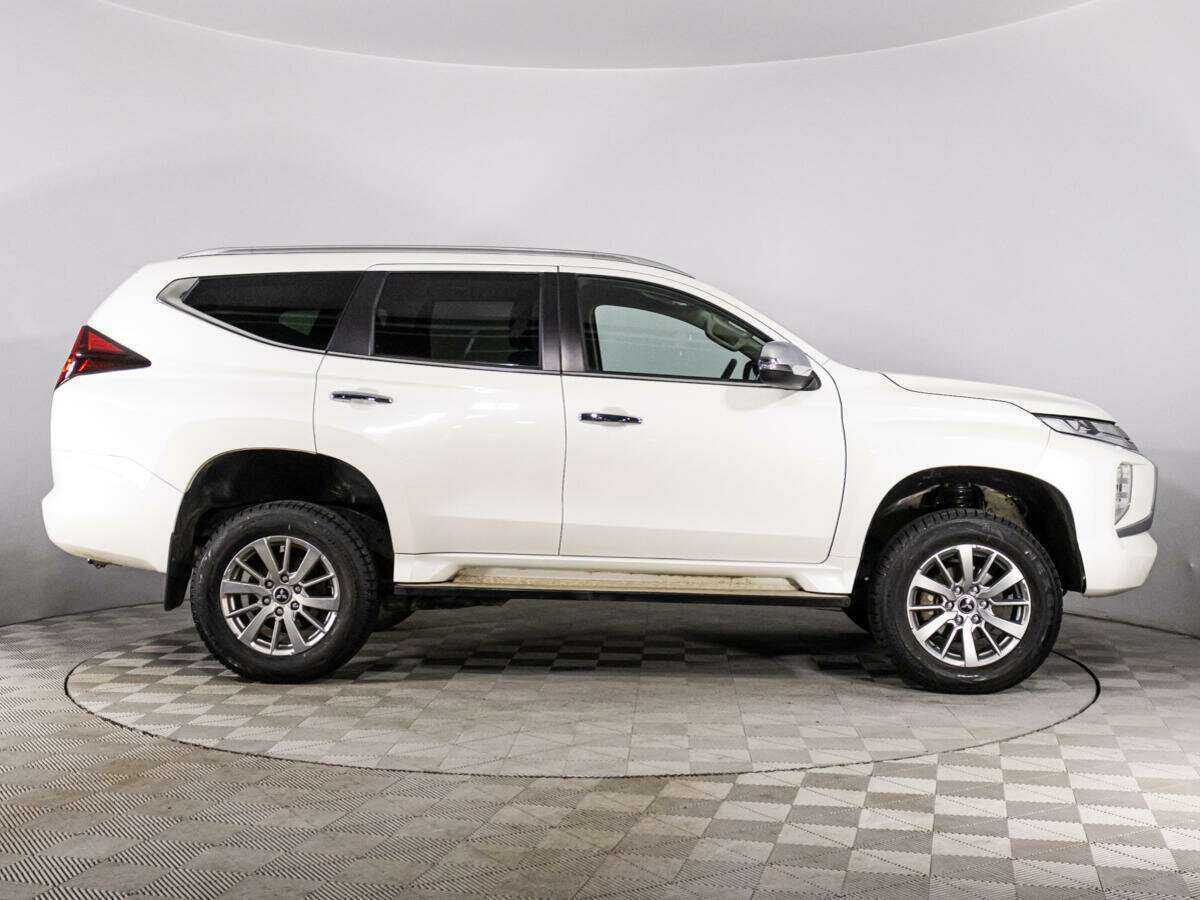 Mitsubishi Pajero Sport, 2022 Фото №4