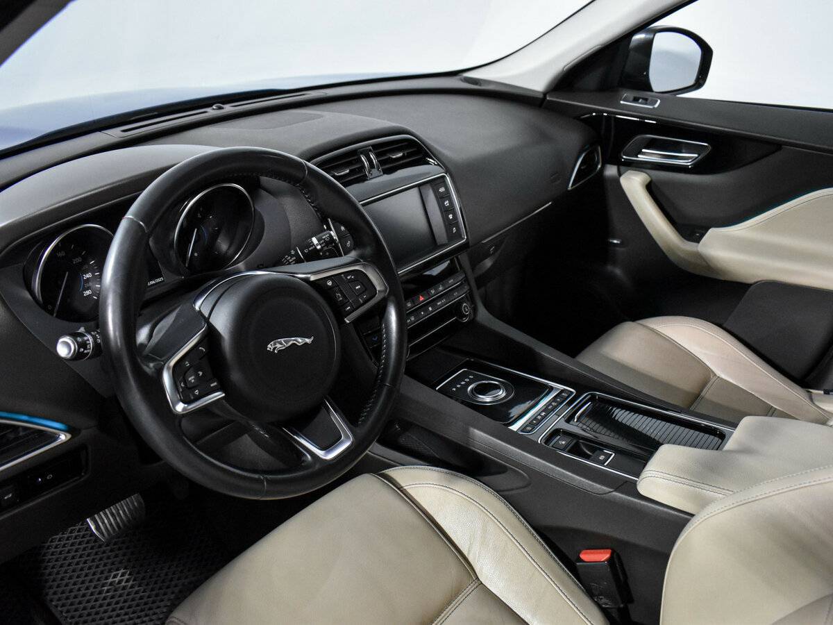 Jaguar F-Pace, 2018 Фото №7