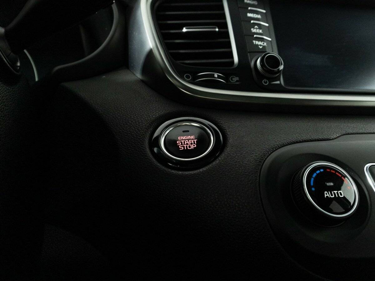 Kia Sorento, 2018 Фото №28