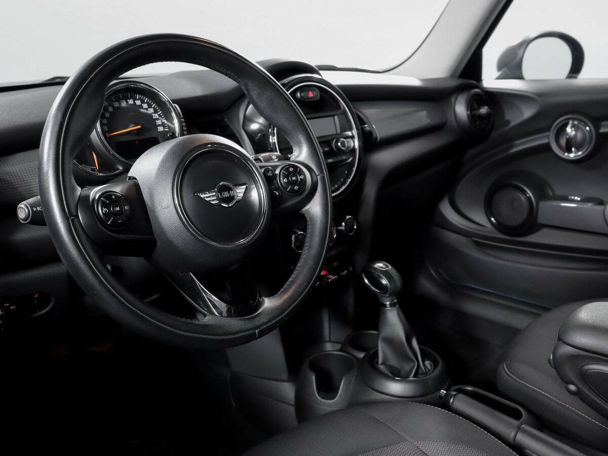 Mini Hatch Cooper III (F55/F56), 2014 Фото №12