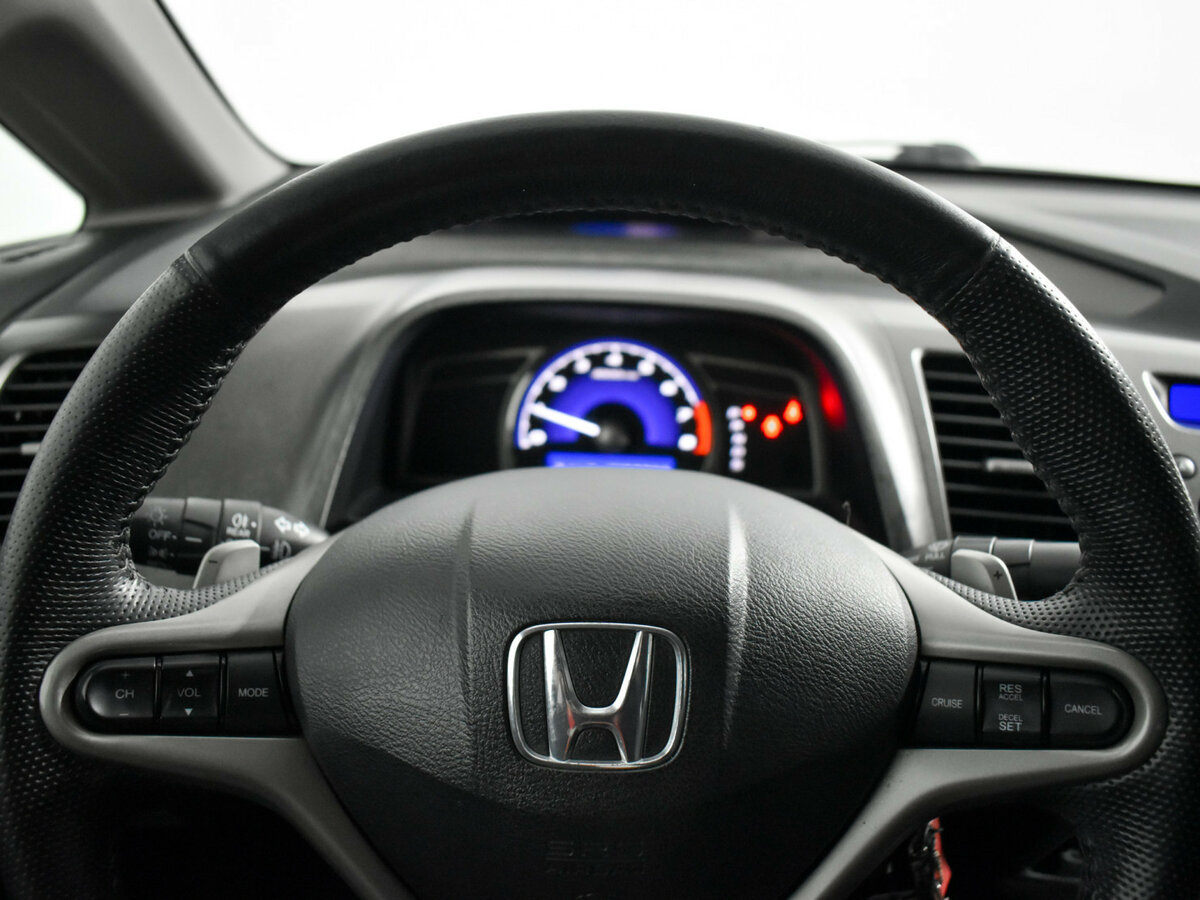 Honda Civic VIII Рестайлинг, 2011 Фото №14