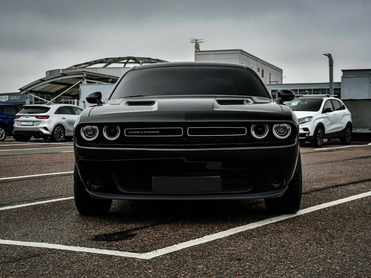 Dodge Challenger III Рестайлинг 2, 2020 Фото №2