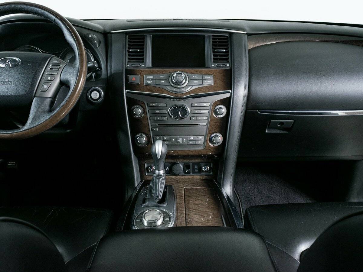 Infiniti QX56, 2012 Фото №13