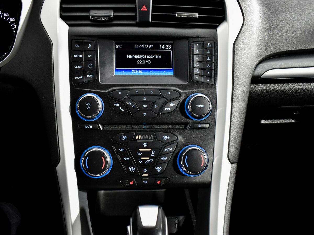 Ford Mondeo V, 2017 Фото №14