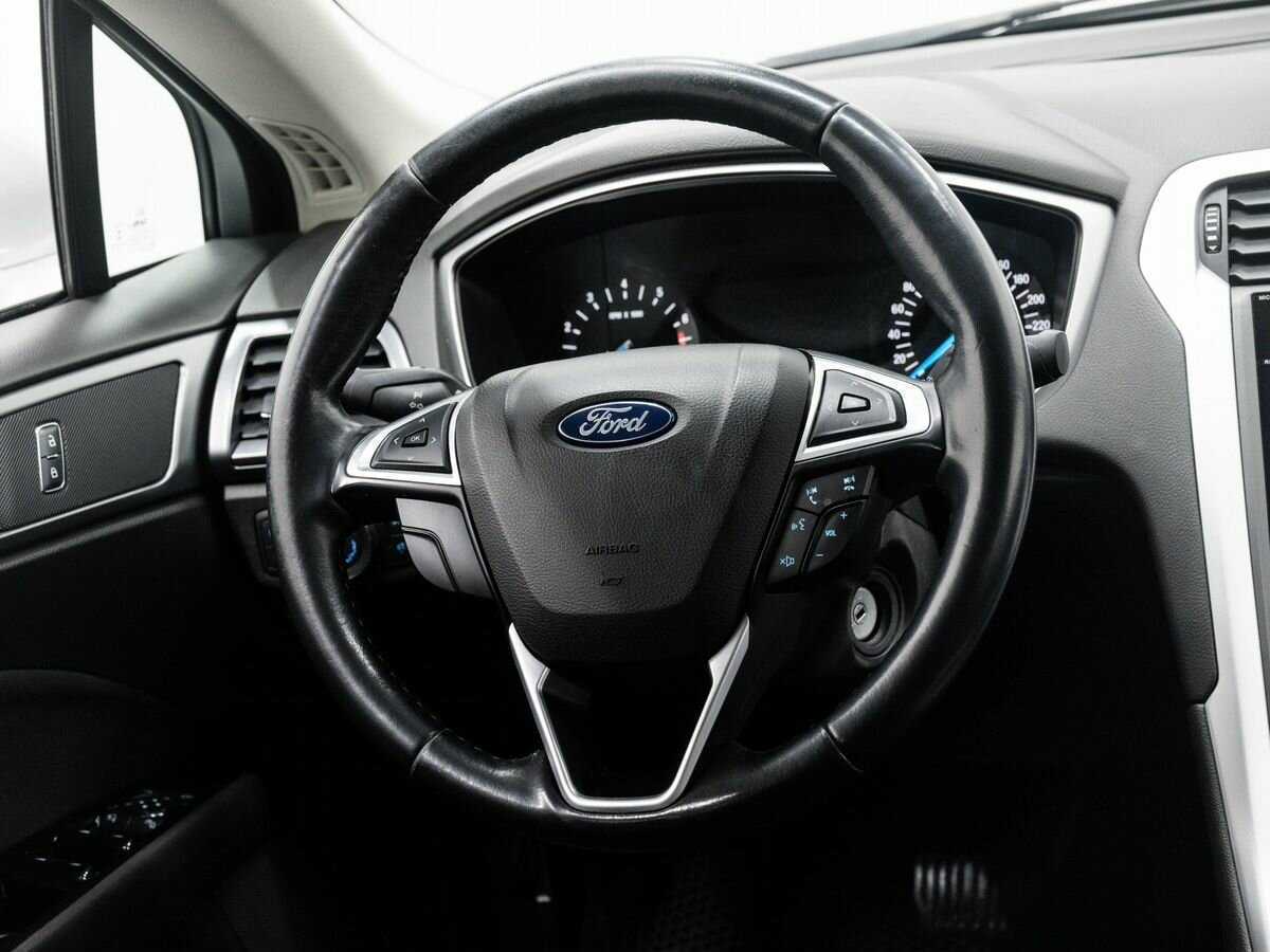 Ford Mondeo, 2018 Фото №13
