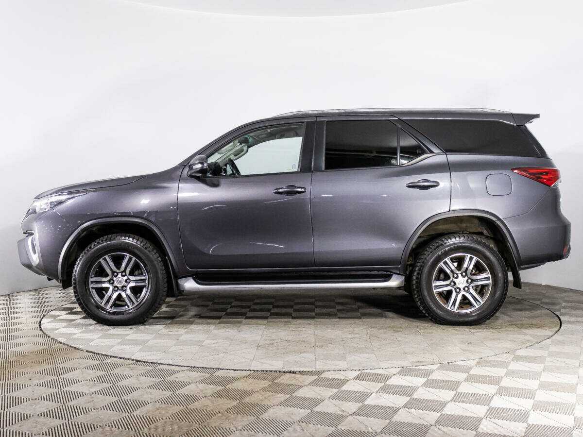 Toyota Fortuner, 2018 Фото №8