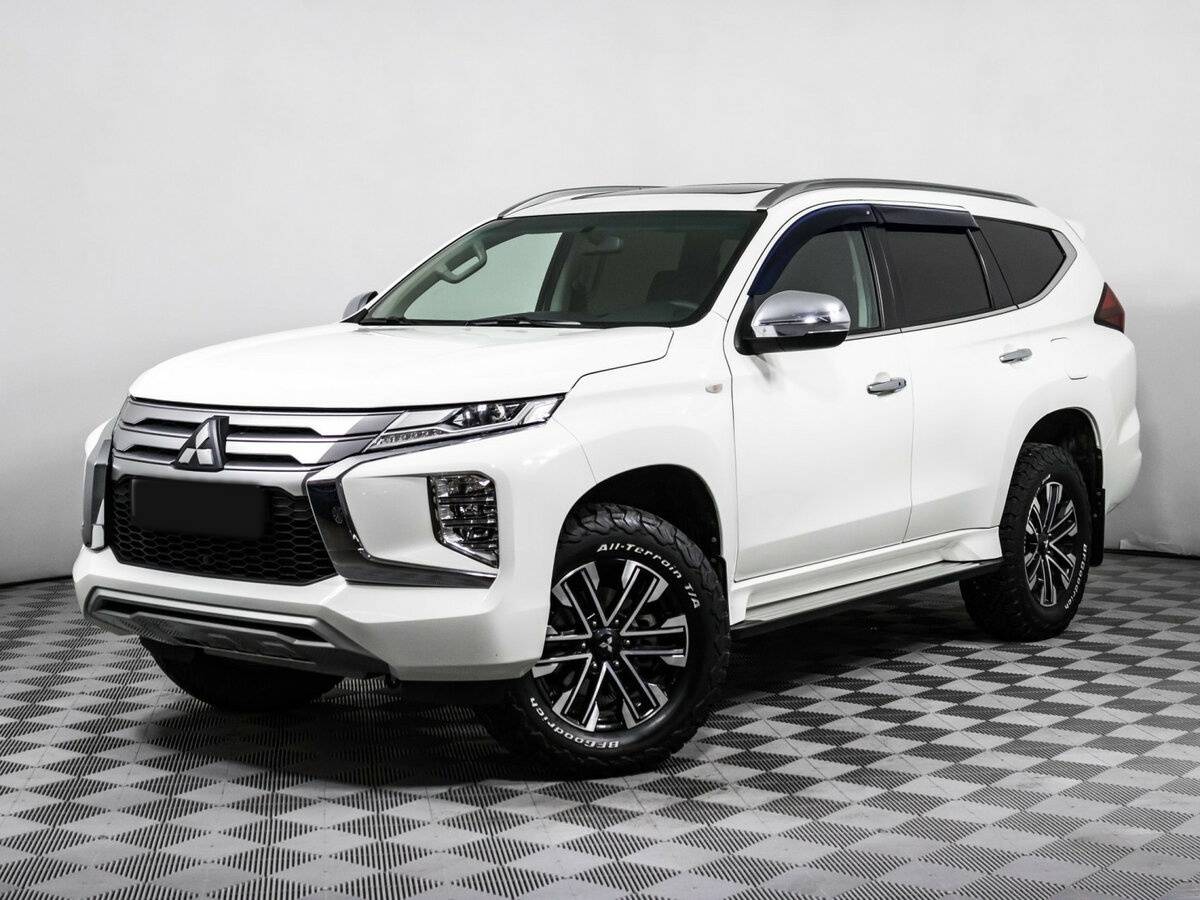 Mitsubishi Montero Sport III Рестайлинг, 2022 Фото №1