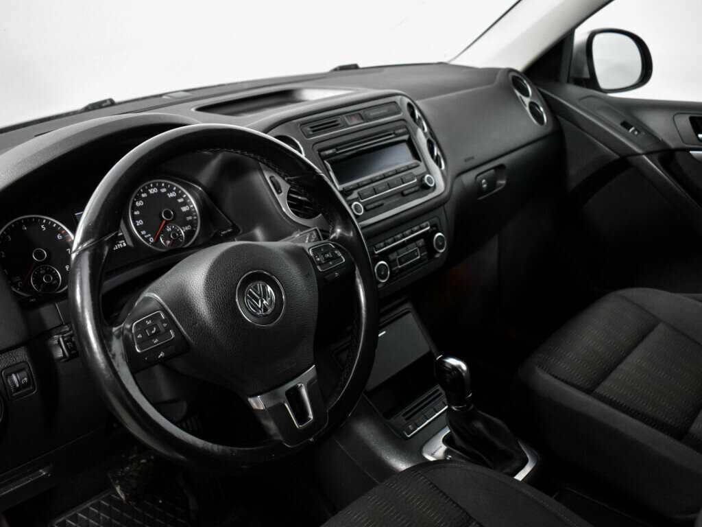 Volkswagen Tiguan, 2012 Фото №9