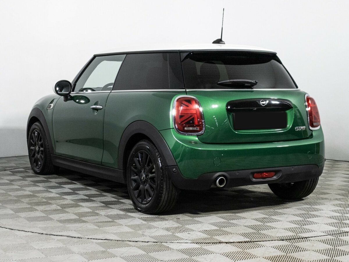 Mini Hatch Cooper III (F55/F56) Рестайлинг, 2020 Фото №7