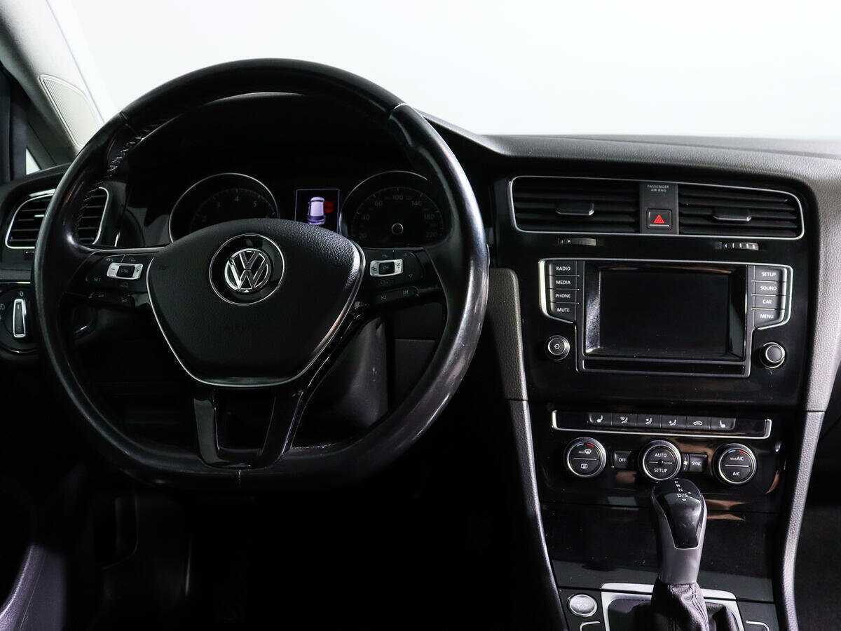 Volkswagen Golf, 2013 Фото №10