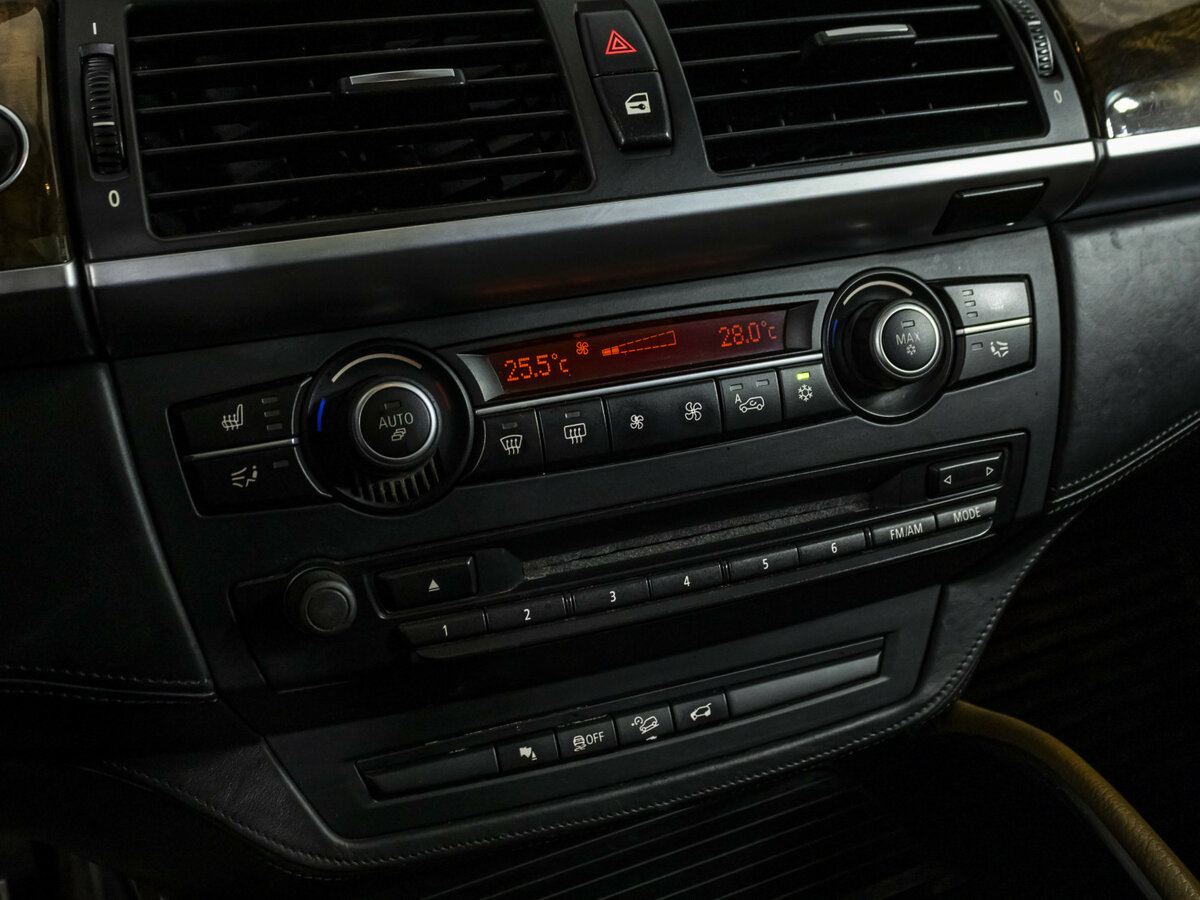 BMW X6 35i I (E71) Рестайлинг, 2012 Фото №17