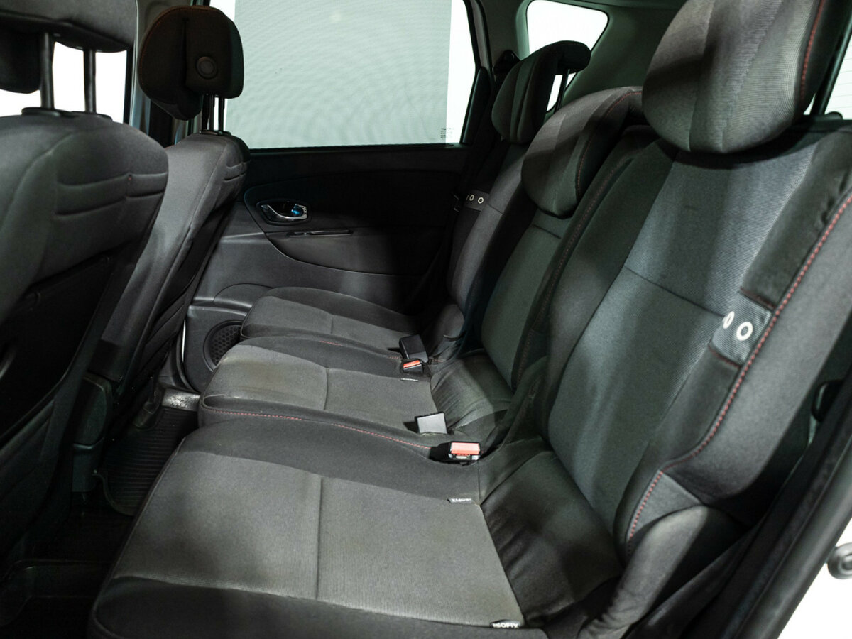 Renault Scenic III Рестайлинг, 2012 Фото №10
