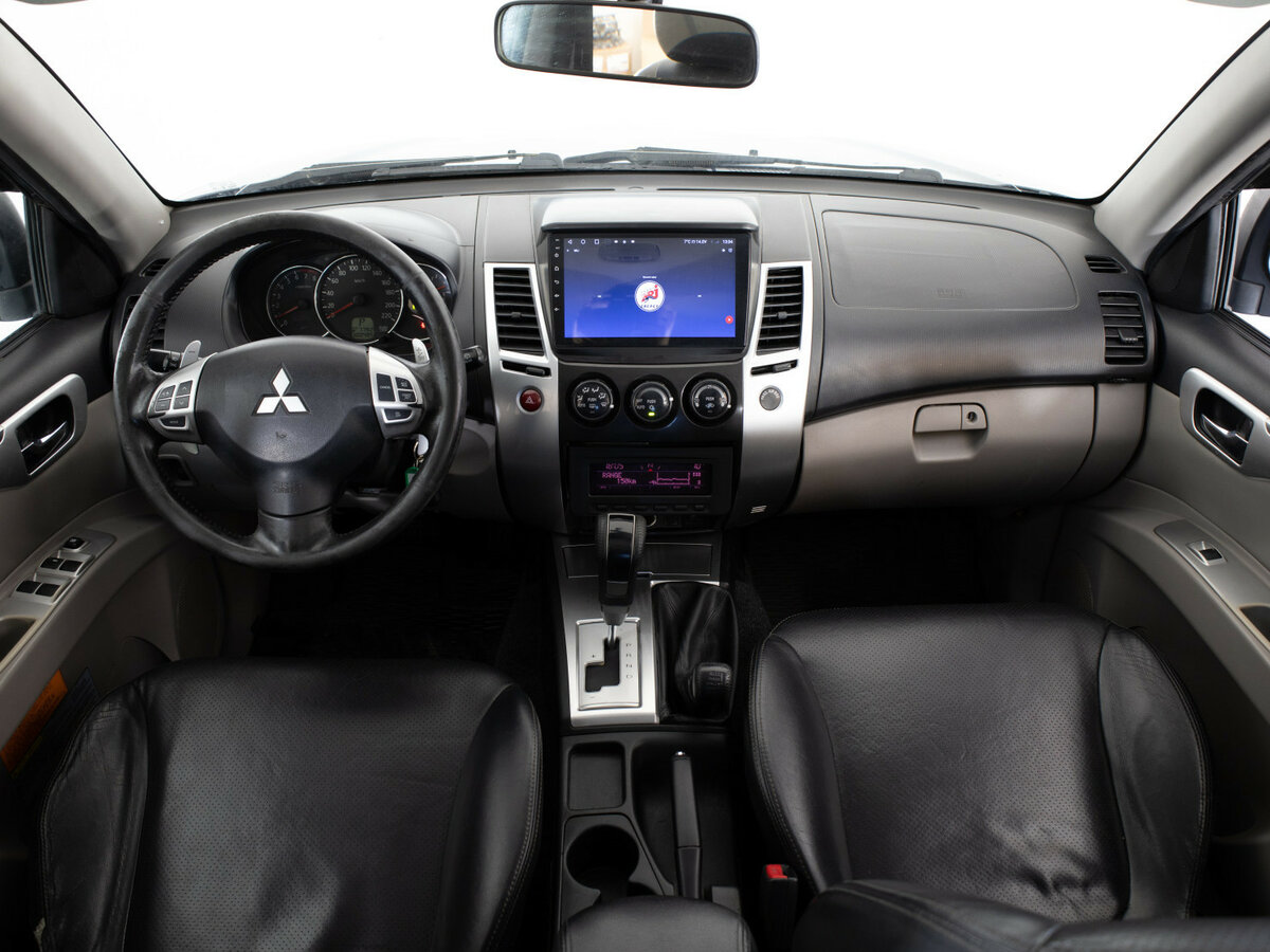 Mitsubishi Pajero Sport II, 2010 Фото №9