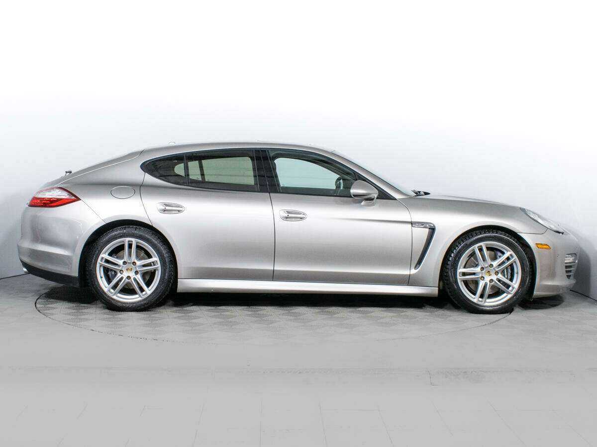 Porsche Panamera 4, 2010 Фото №4