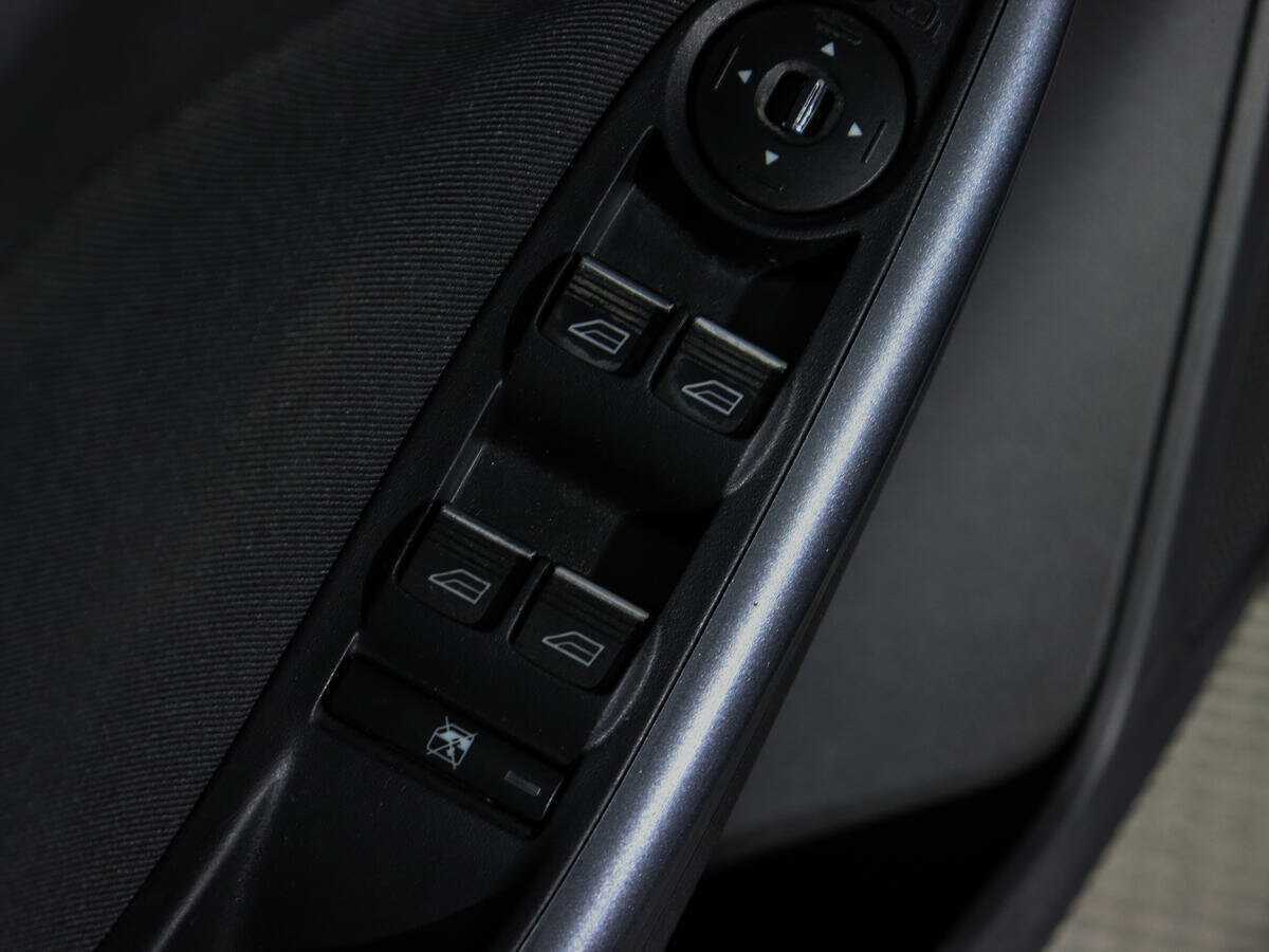 Ford Focus, 2012 Фото №15