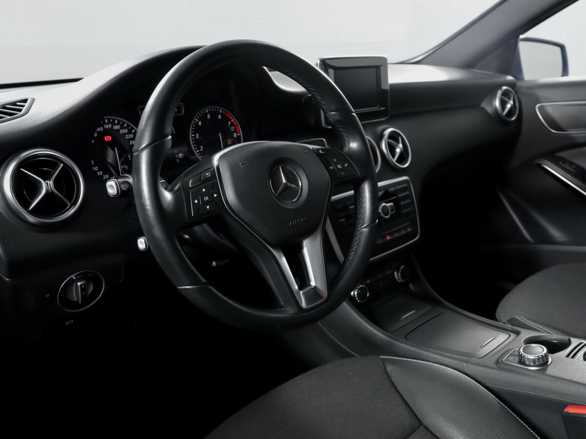 Mercedes-Benz A-Класс 180 III (W176), 2014 Фото №11