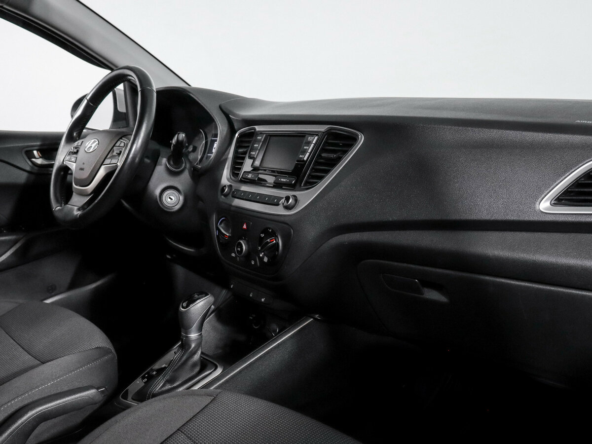Hyundai Solaris II, 2018 Фото №7