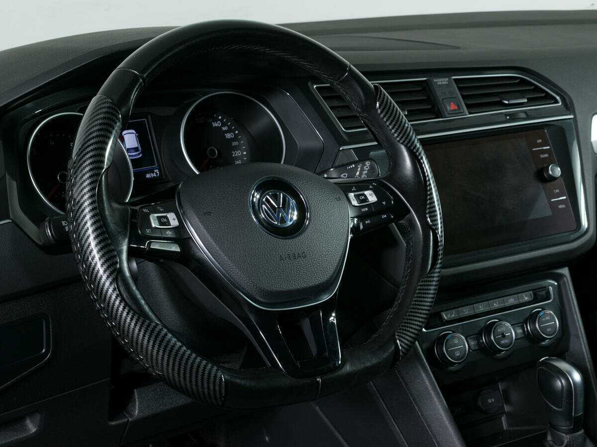Volkswagen Tiguan, 2020 Фото №13