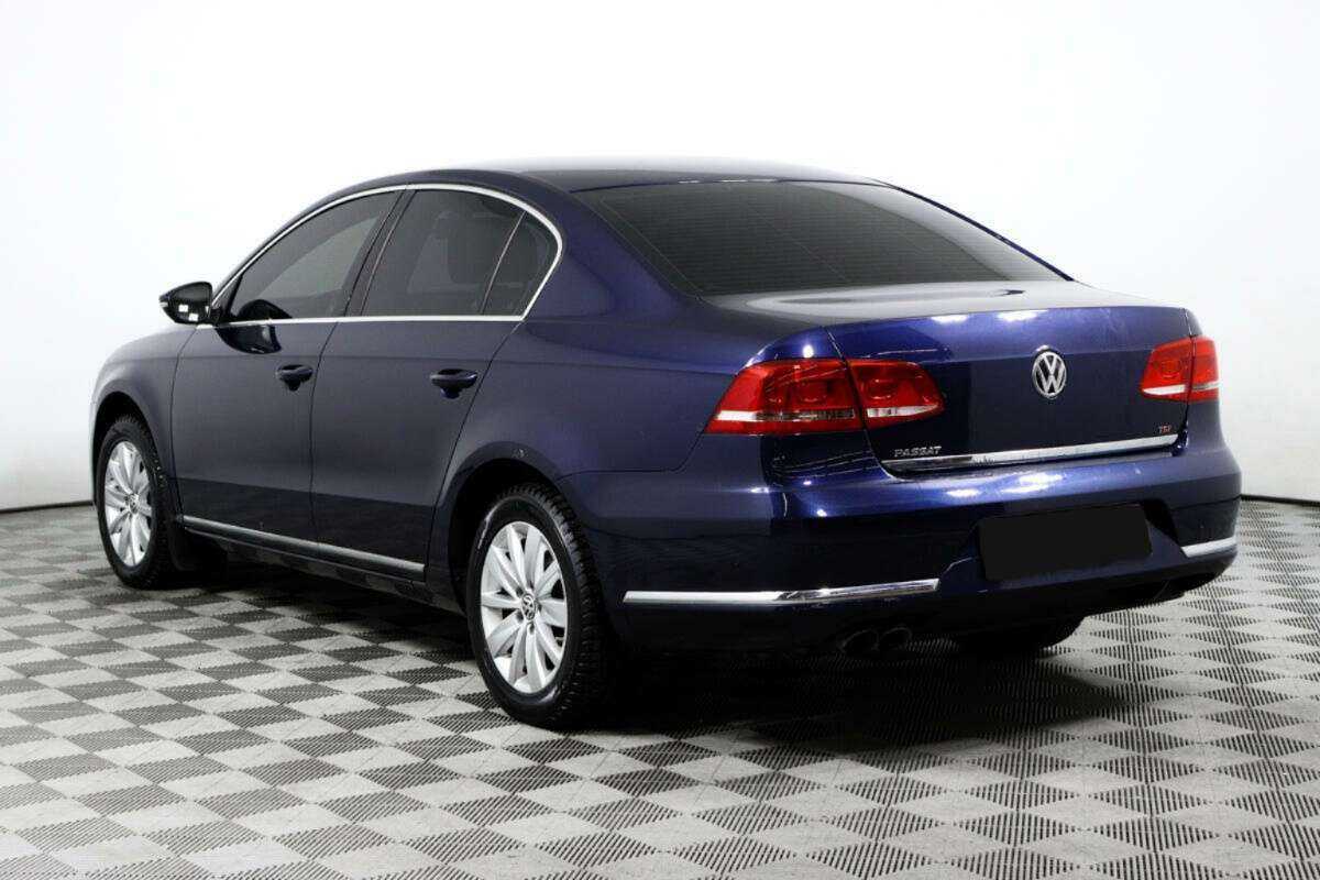 Volkswagen Passat, 2011 Фото №7