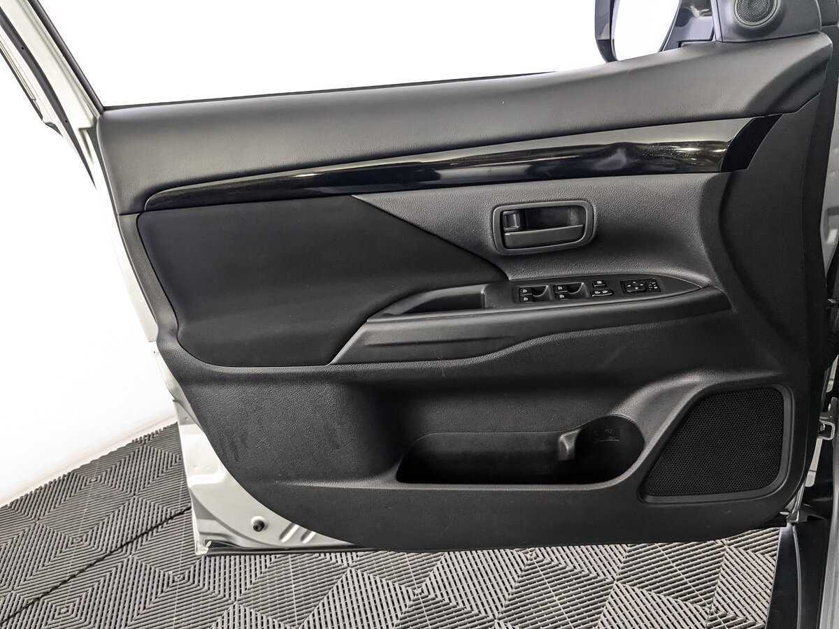 Mitsubishi Outlander, 2019 Фото №19