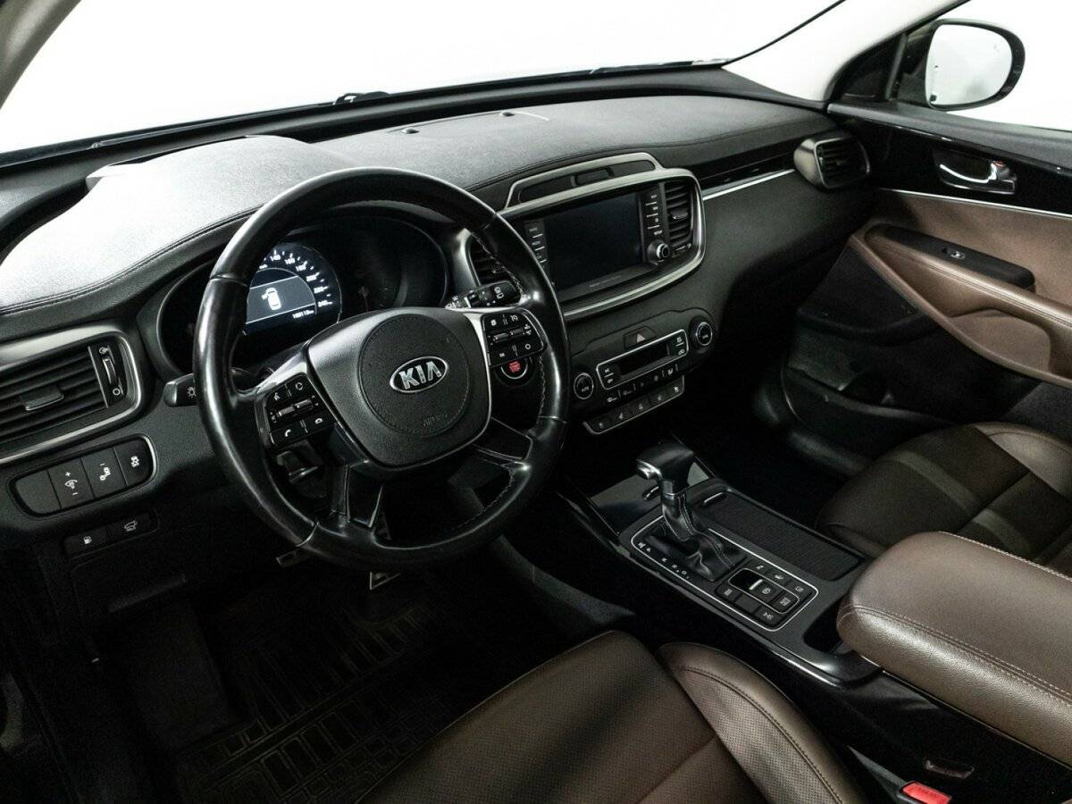 Kia Sorento, 2018 Фото №10
