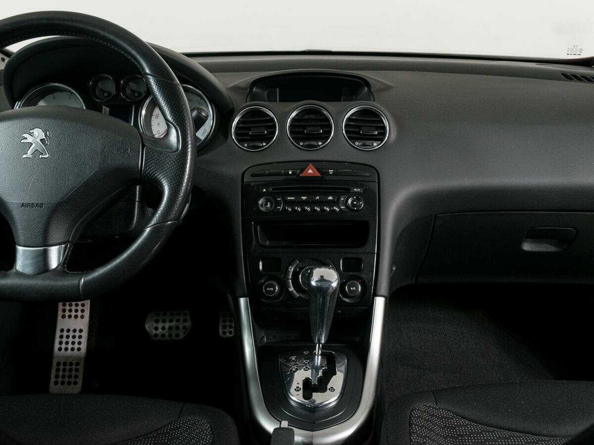 Peugeot 308, 2011 Фото №11