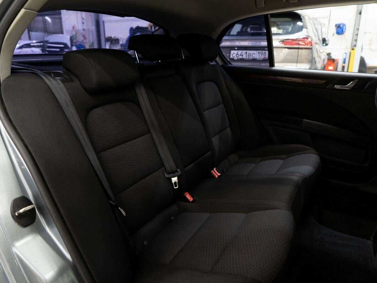 Skoda Superb DSG, 2011 Фото №9