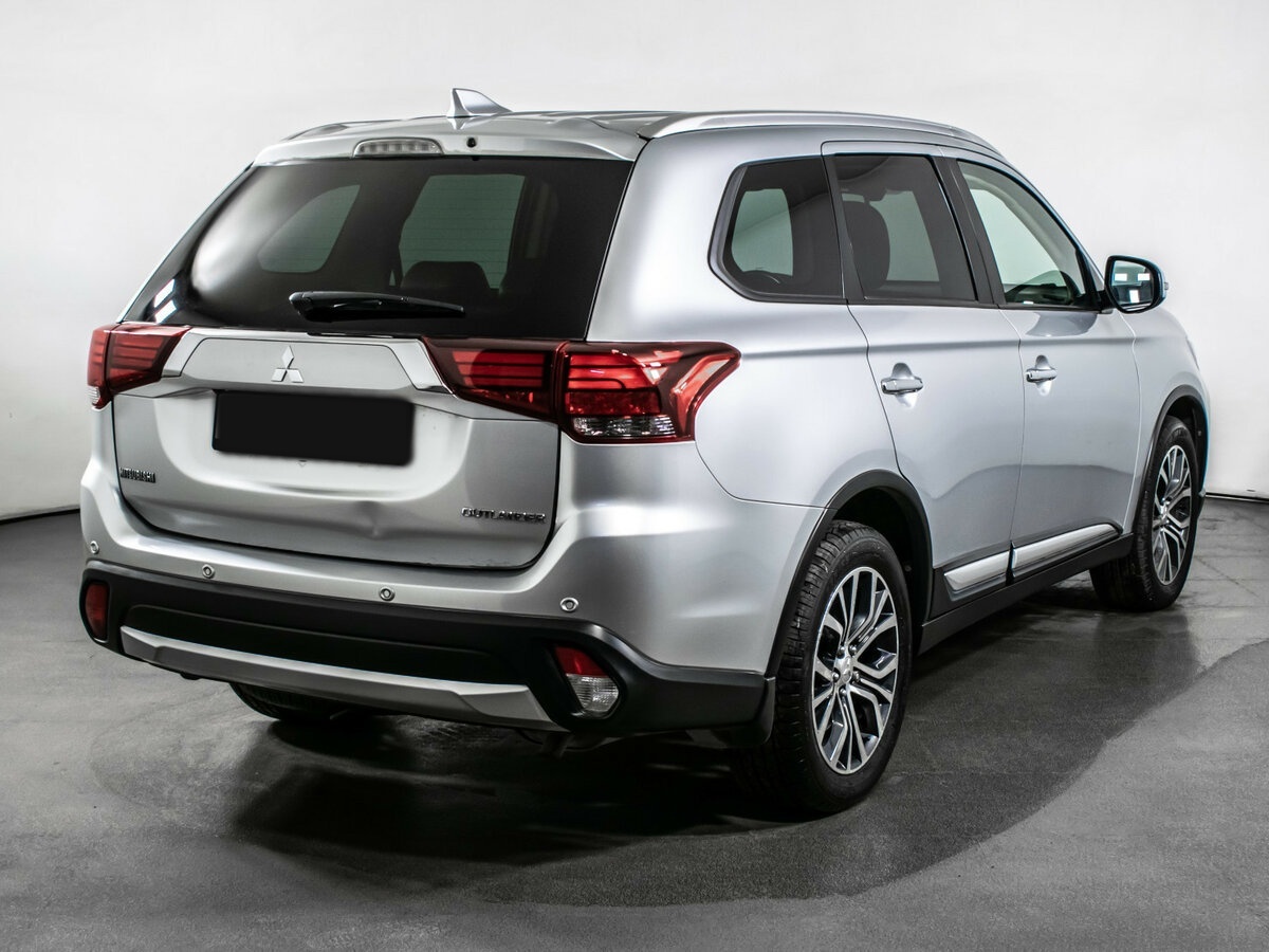 Mitsubishi Outlander III Рестайлинг 2, 2017 Фото №5