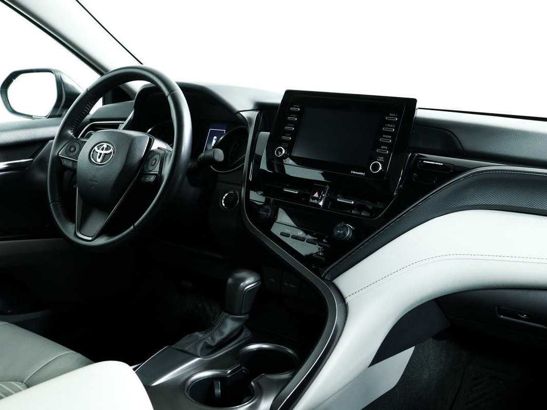 Toyota Camry, 2021 Фото №9