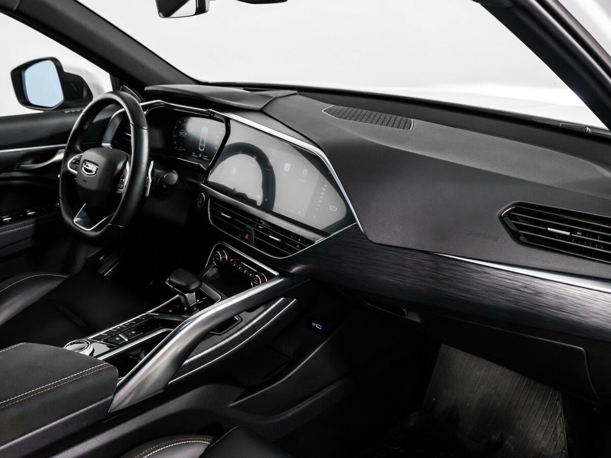 Geely Tugella I Рестайлинг, 2022 Фото №8