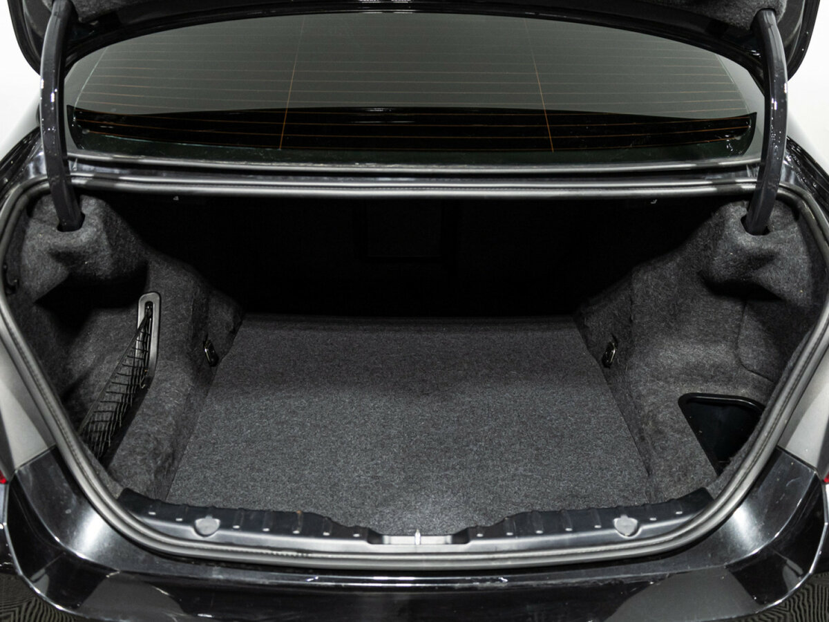 BMW 5 серии 520i VI (F10/F11/F07) Рестайлинг, 2015 Фото №19