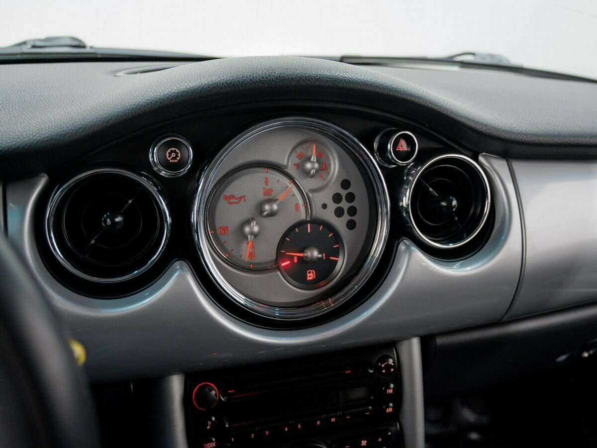 Mini Hatch Cooper, 2005 Фото №14
