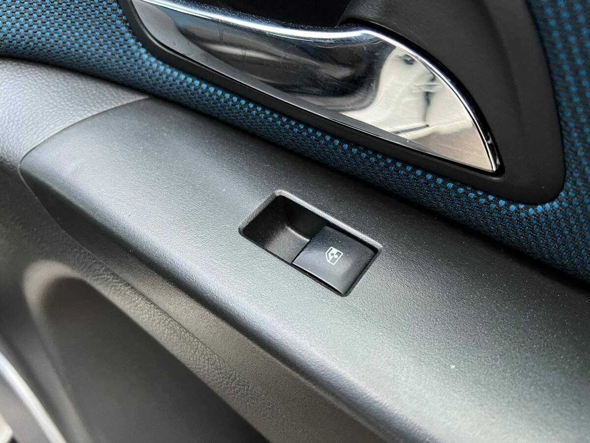 Chevrolet Cruze I Рестайлинг, 2013 Фото №19