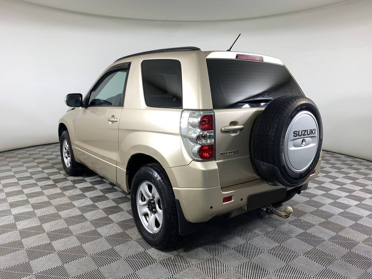 Suzuki Grand Vitara, 2010 Фото №7