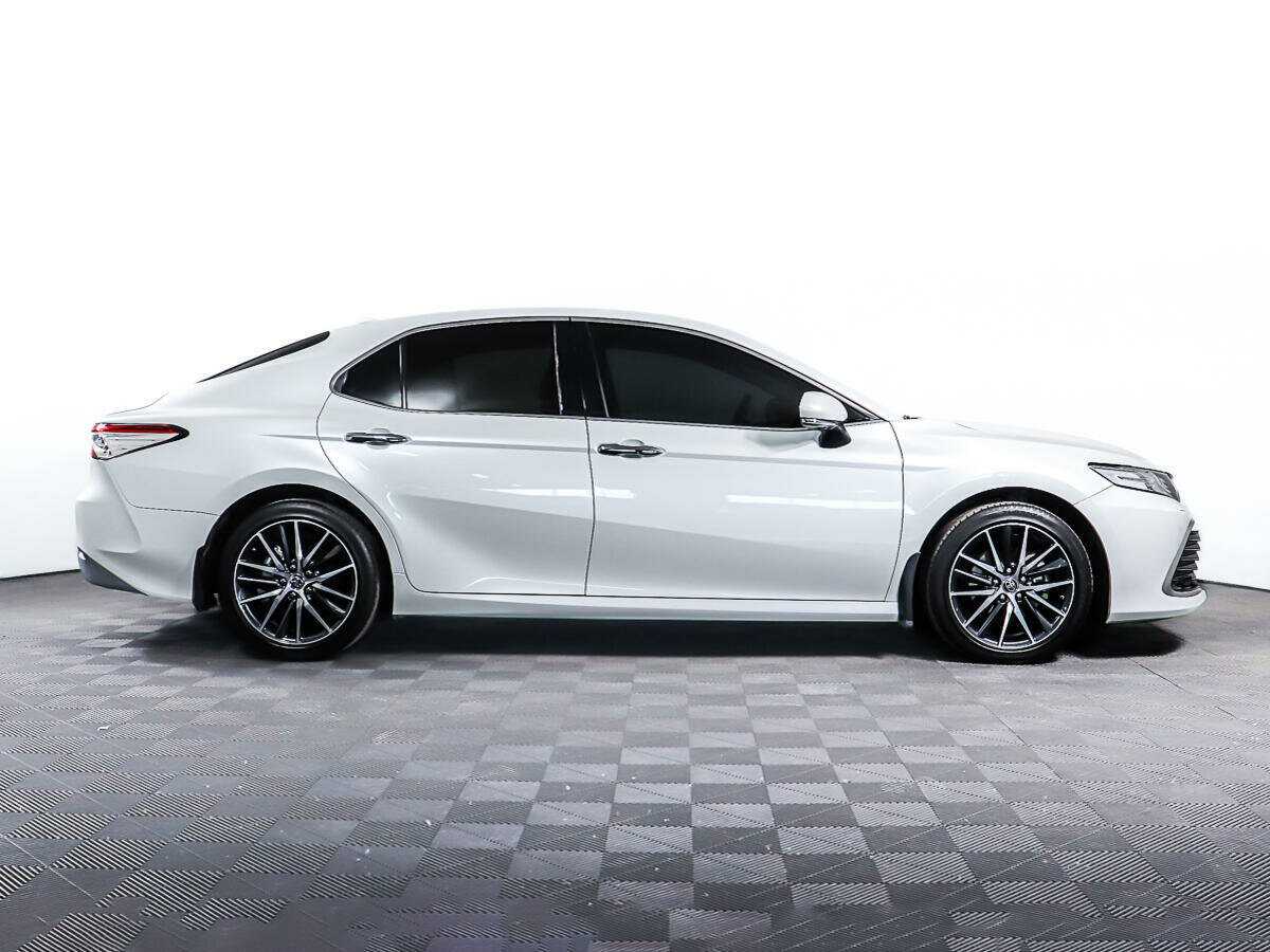 Toyota Camry, 2022 Фото №4