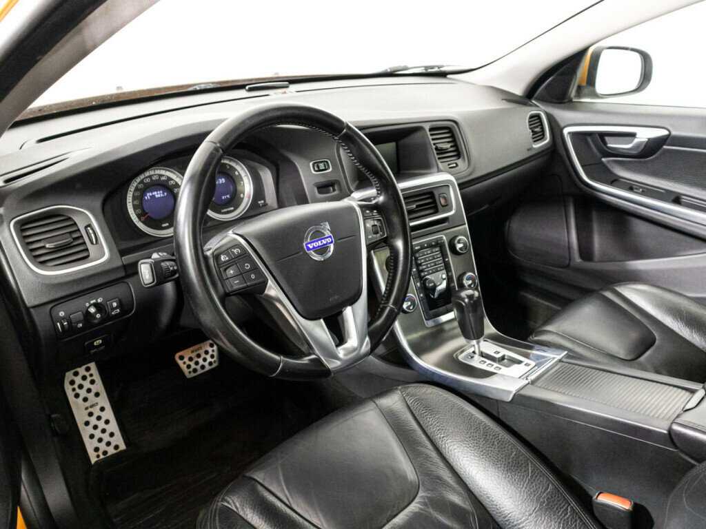 Volvo S60, 2011 Фото №11