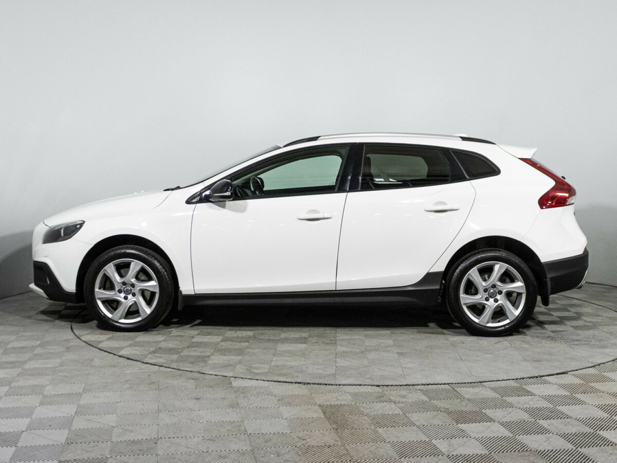 Volvo V40 Cross Country I, 2015 Фото №8