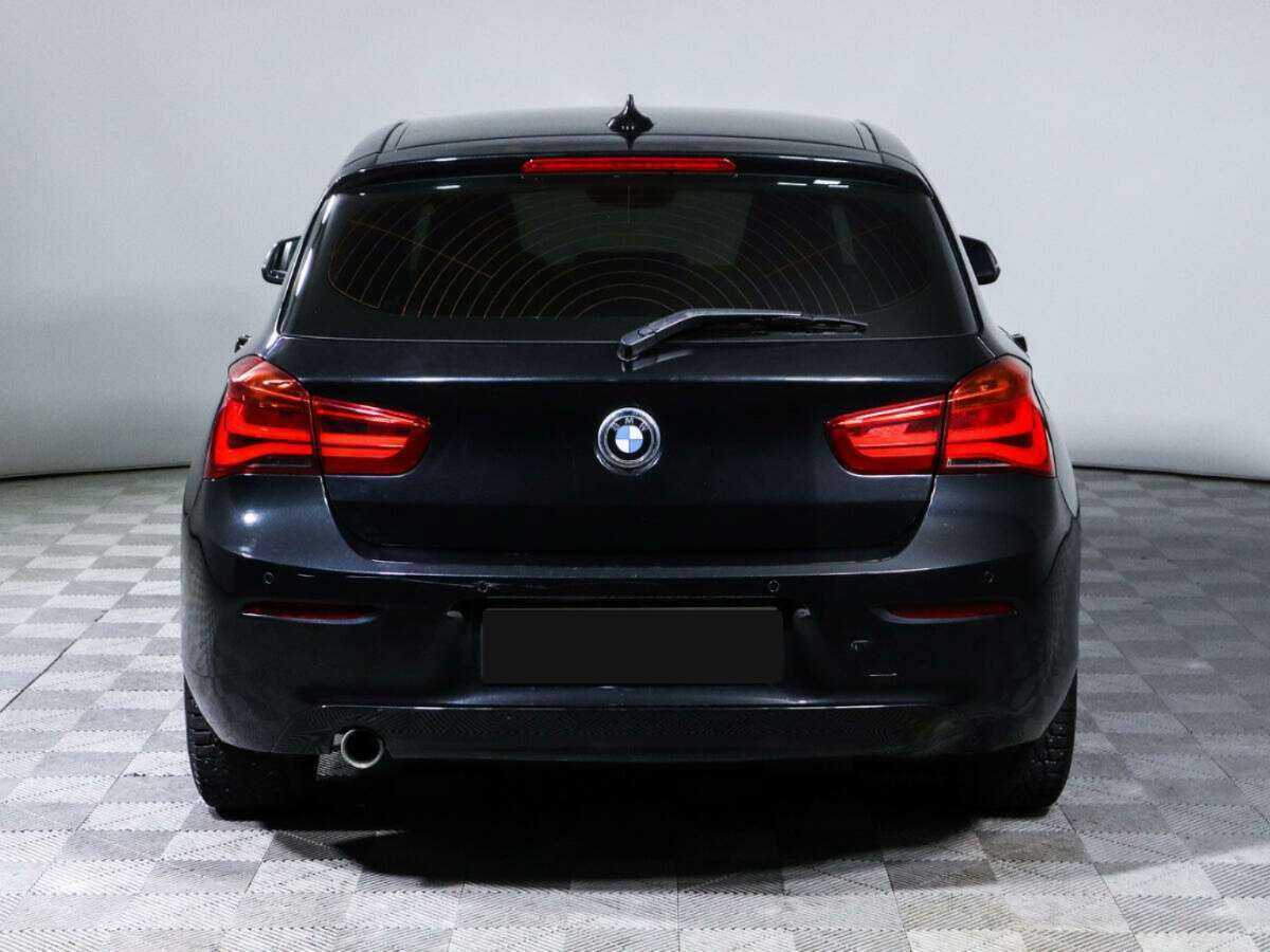 BMW 1 серии 118i, 2018 Фото №2