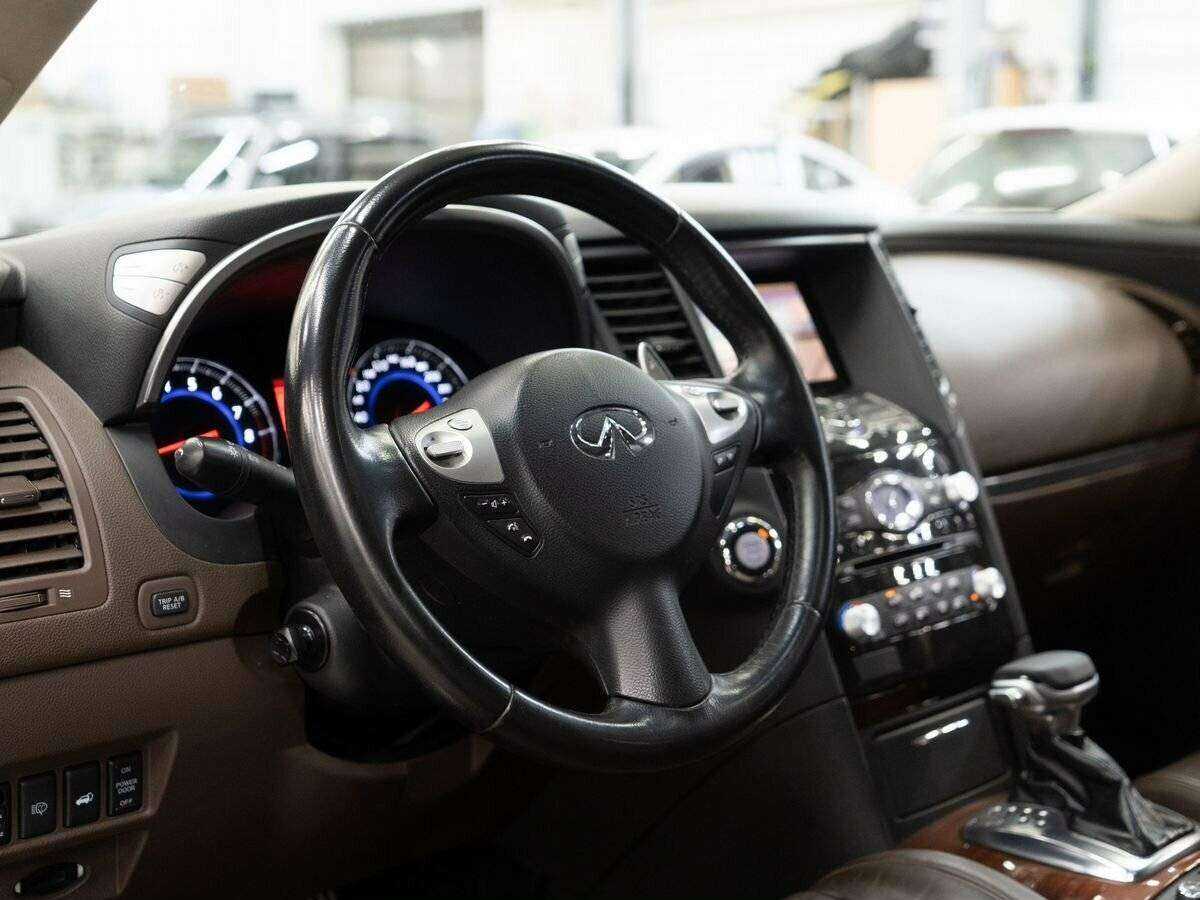 Infiniti FX37, 2011 Фото №5