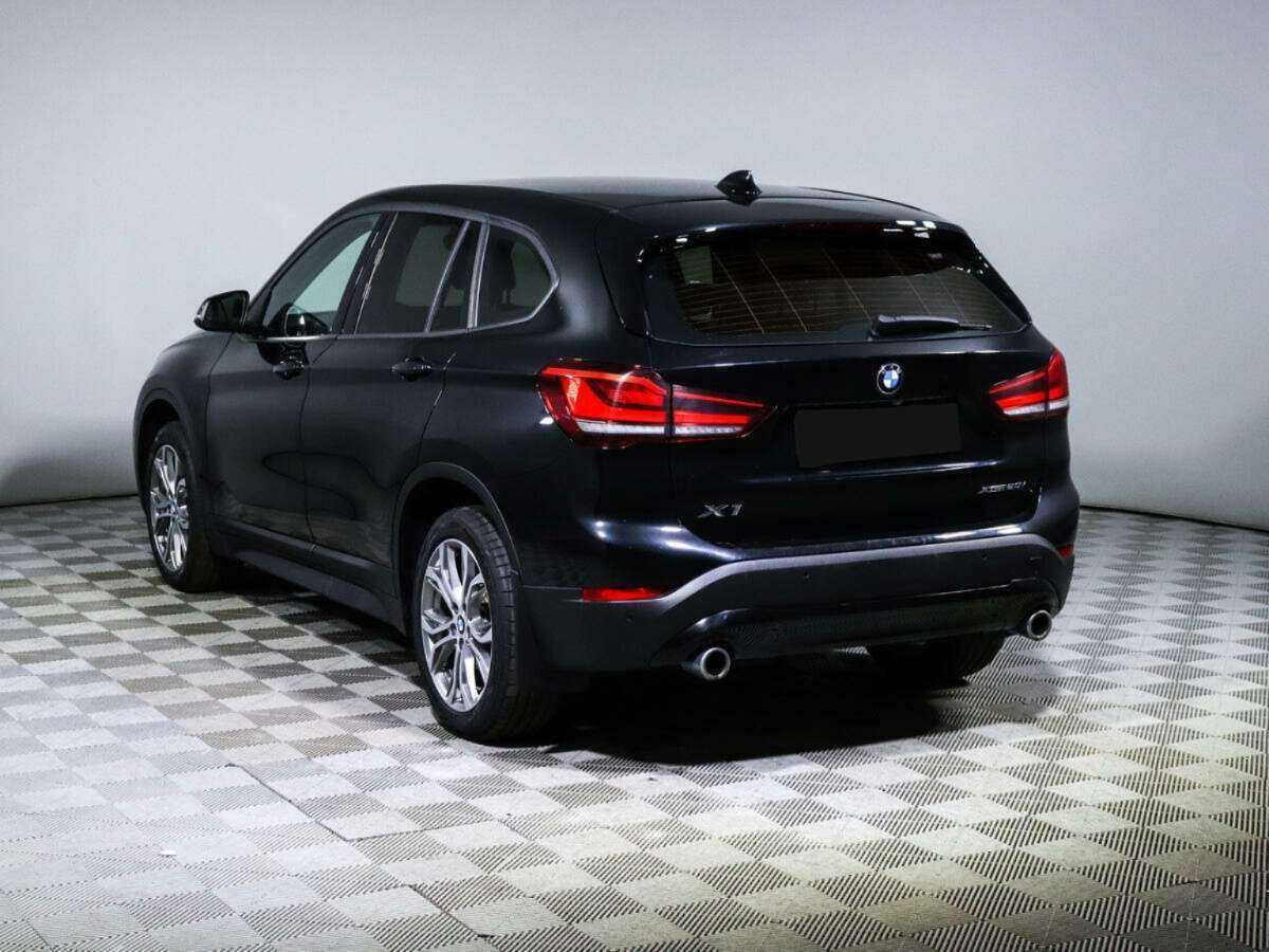 BMW X1 20i xDrive, 2019 Фото №7