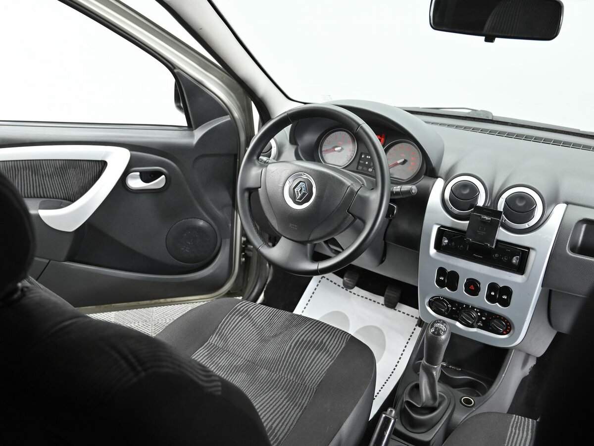 Renault Logan, 2013 Фото №11